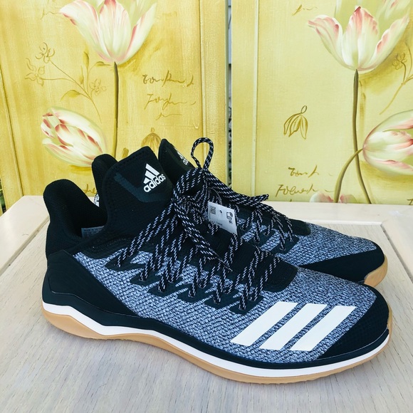 adidas icon 4 trainer